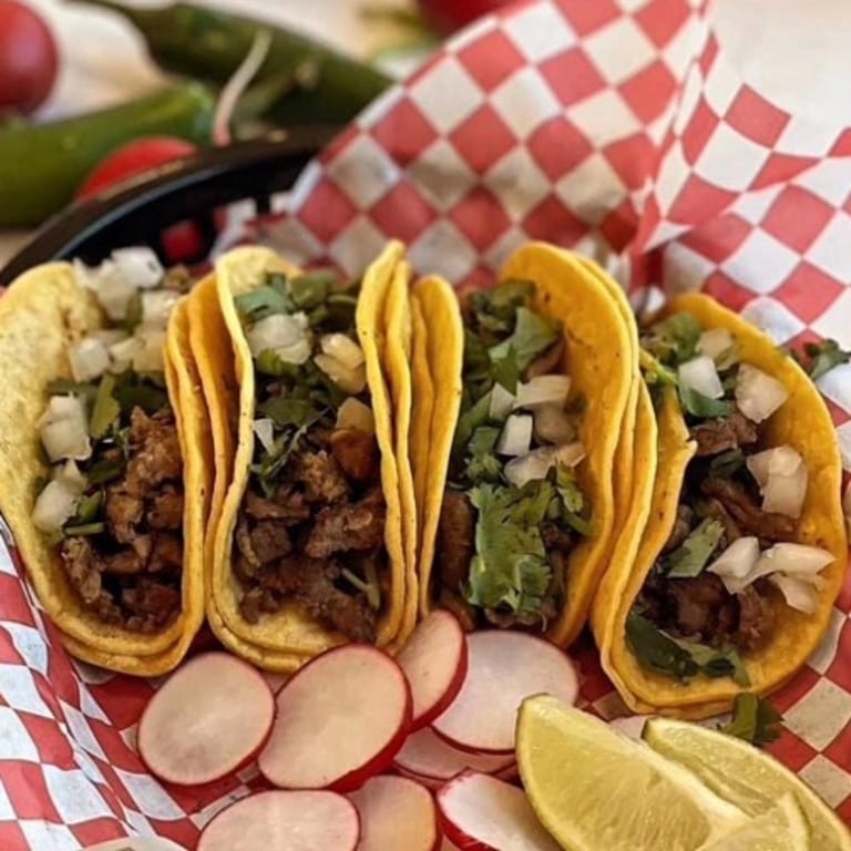 Savor Your Lunch with Us